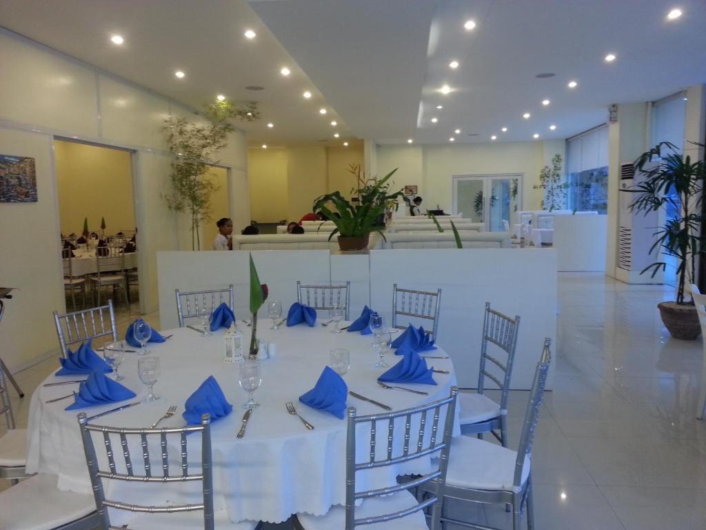 Parkway Hotel Суригао Экстерьер фото